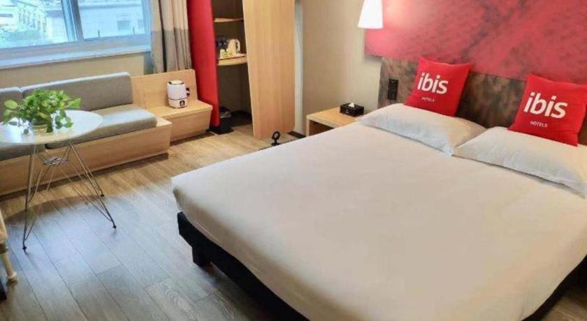 Ibis Shenyang North Station Exterior foto