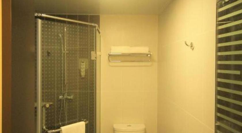 Ibis Shenyang North Station Exterior foto